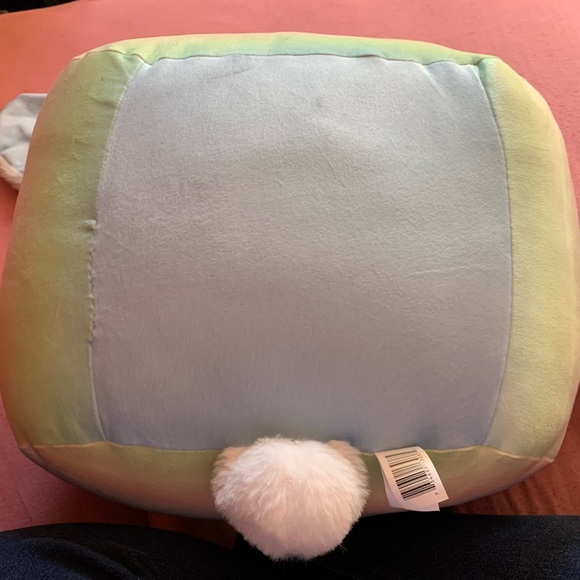 Rabbit Stackable squishmallow - Picture 5 of 6